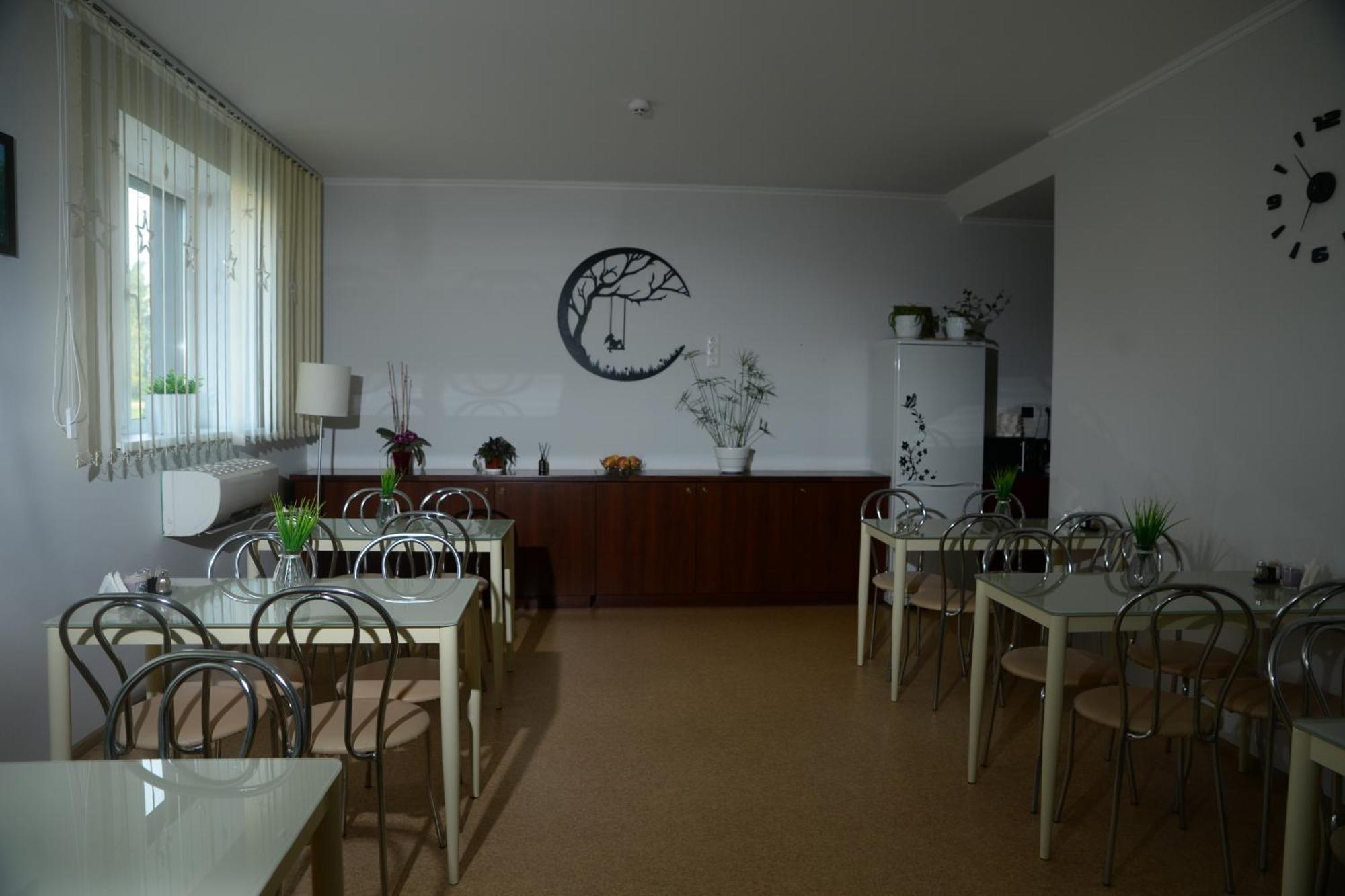 Hotel 7Ya Krasnosilske ภายนอก รูปภาพ